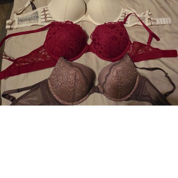 Lot of 3 Lace Very Sexy VS Push Up Bras - Picture 1 of 3